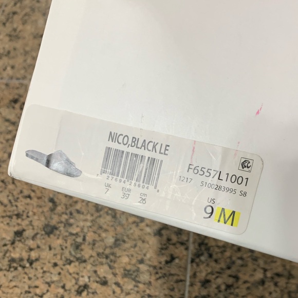 Vince 🌷 Nico cris cross Sandals - Picture 4 of 7